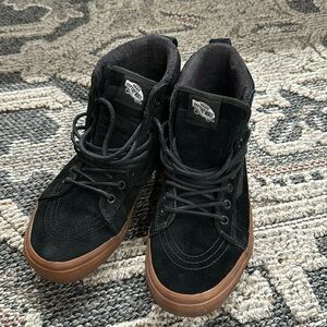 Vans SK8 hi MTE mens  with faux fur